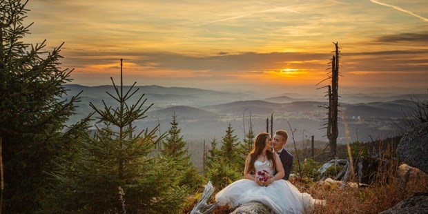 Hochzeitsfotos - Berufsfotograf - Afterwedding Shooting auf dem Dreisessl im Bayerischen Wald  - Yvonne Obermüller Fotografie