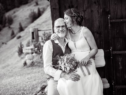 Hochzeitsfotos - Copyright und Rechte: Bilder auf Social Media erlaubt - Eisenstadt - Kathrin Werth