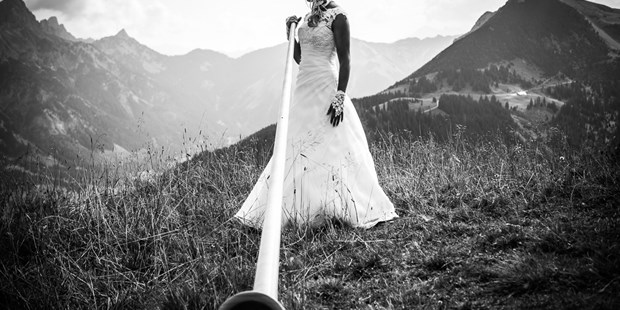Hochzeitsfotos - Pettneu am Arlberg - Hochzeitsfotograf im Allgäu - Nikolaj Wiegard