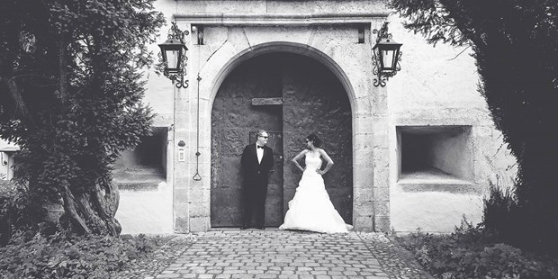 Hochzeitsfotos - Art des Shootings: 360-Grad-Fotografie - Kasten bei Böheimkirchen - Schloss Obermayerhofen - Wolfgang Hummer Meisterfotograf