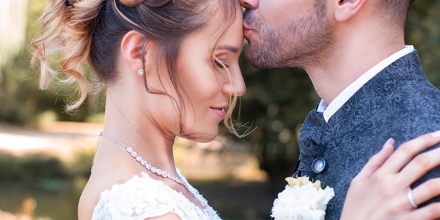 Hochzeitsfotos - Copyright und Rechte: Bilder auf Social Media erlaubt - Hessen Nord - Natalescha fotografie & design