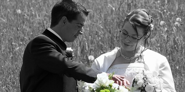Hochzeitsfotos - Berufsfotograf - Tirol - "ja" jetzt sind wir Mann und Frau
(c)2016 by Paparazzi-Tirol | mamaRazzi-foto - Paparazzi Tirol | MamaRazzi - Foto | Isabella Seidl Photography