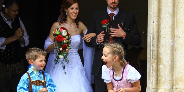 Hochzeitsfotos - Art des Shootings: Portrait Hochzeitsshooting - Wien - WIENFOTO