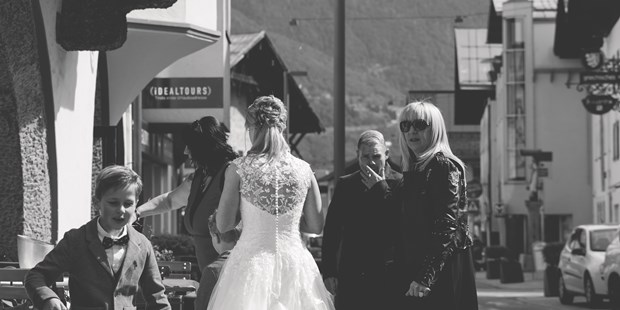 Hochzeitsfotos - Art des Shootings: Trash your Dress - Innsbruck - Manuel Auer