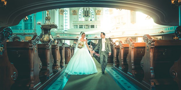 Hochzeitsfotos - Videografie buchbar - Koppl (Koppl) - Hochzeit in Hamburg - Charles Diehle - Hochzeitsfotograf München