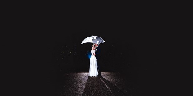 Hochzeitsfotos - Art des Shootings: Unterwassershooting - Lenzing (Lenzing) - Hochzeit im Botanischen Garten - Charles Diehle - Hochzeitsfotograf München