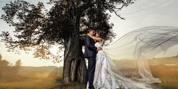 Hochzeitsfotos - Art des Shootings: After Wedding Shooting - Lenzing (Lenzing) - Hochzeitsfotograf Alex bogutas, Österreich - Alex Bogutas