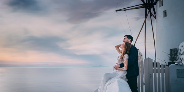 Hochzeitsfotos - Art des Shootings: Unterwassershooting - Walluf - Hochzeit in Santorini, Griechenland - Tu Nguyen Wedding Photography