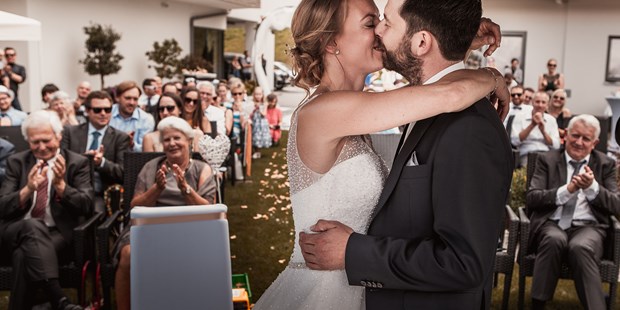 Hochzeitsfotos - Copyright und Rechte: Bilder auf Social Media erlaubt - Tiroler Oberland - Patrick Steiner