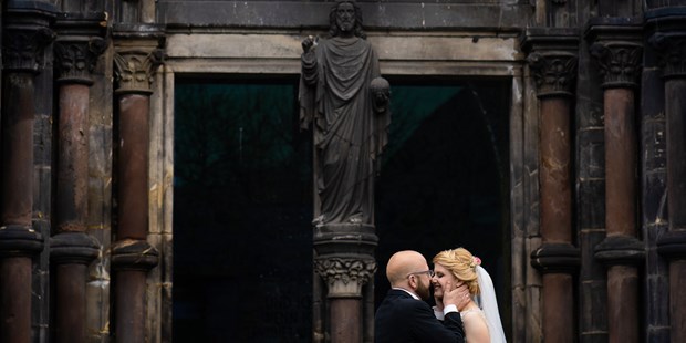 Hochzeitsfotos - Copyright und Rechte: Bilder auf Social Media erlaubt - Niederrhein - Kirchliche Trauung | Hochzeitsfotografie - Viktor Theobaldt