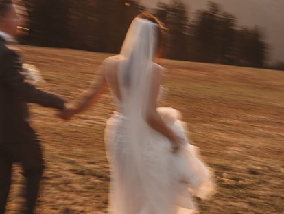 Hochzeitsfotos - Videografie buchbar - Lessach (Lessach) - PIA EMBERGER
