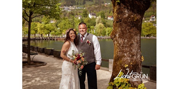 Hochzeitsfotos - Videografie buchbar - Chiemsee - Lichtgrün Design & Photo - Linda Mayr