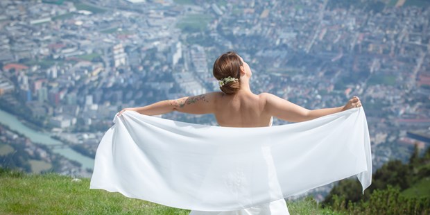 Hochzeitsfotos - Art des Shootings: Trash your Dress - Tirol - Good Times Photography