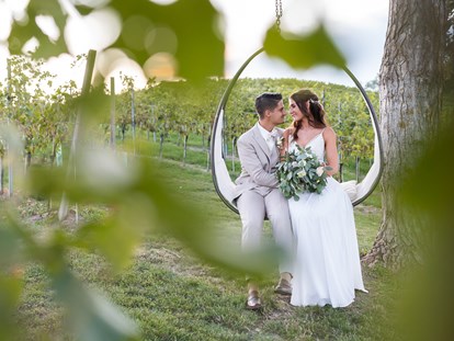 Hochzeitsfotos - Videografie buchbar - Lessach (Lessach) - Romantische Hochzeit beim Weingut Holler - Monika Wittmann Photography