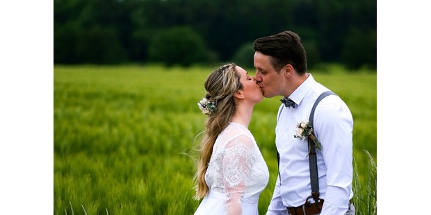 Hochzeitsfotos - Art des Shootings: Fotostory - Sauerland - momente-einfangen.de