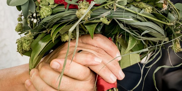 Hochzeitsfotos - zweite Kamera - Oberammergau - Standesamtliche Trauung in Dornbirn und Segnung in der Mehrerau
Es war ein wunderbarer Tag. 
Brautpaar Bargehr. - Glücksbild Fotografie