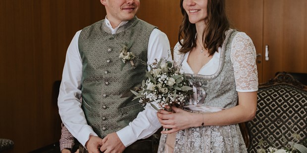 Hochzeitsfotos - zweite Kamera - Nassereith - Im Jänner durfte ich die schöne Trauung vom Brautpaar Schwendinger in Dornbirn begleiten.  - Glücksbild Fotografie