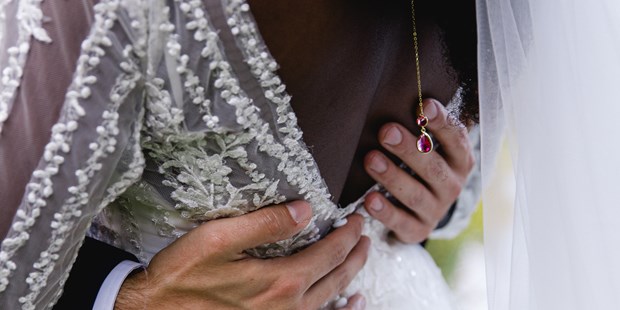 Hochzeitsfotos - Art des Shootings: Trash your Dress - Graz - Aylin Martinović Fotografie