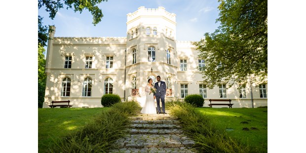 Hochzeitsfotos - Copyright und Rechte: Bilder auf Social Media erlaubt - Wien - TomaFot Wedding Story