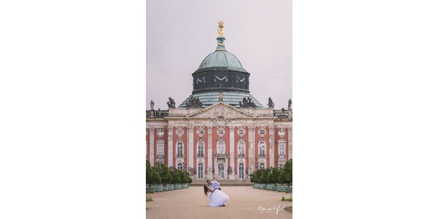 Hochzeitsfotos - Fotobox alleine buchbar - Pillersdorf - Sanssouci Palace - TomaFot Wedding Story