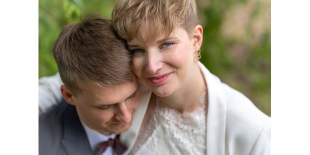 Hochzeitsfotos - Copyright und Rechte: Bilder auf Social Media erlaubt - Sachsen - Thea und Johannes - Roland Schlegel