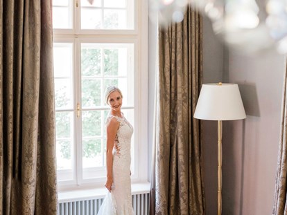 Hochzeitsfotos - Copyright und Rechte: Bilder auf Social Media erlaubt - Donauraum - Astrid Neumann