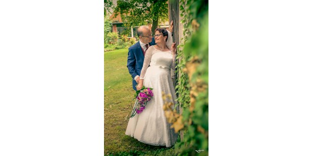 Hochzeitsfotos - Copyright und Rechte: Bilder auf Social Media erlaubt - Elbeland - Jens Lunardon