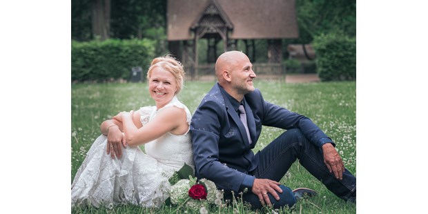 Hochzeitsfotos - Copyright und Rechte: Bilder auf Social Media erlaubt - Brandenburg Süd - Berliner Hochzeitsfotografie by Marcus Sielaff