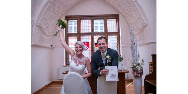 Hochzeitsfotos - Fotobox mit Zubehör - Nordhastedt - Fotograf Stralsund, Fotograf Hochzeit, Fotograf gesucht, günstiger Hochzeitsfotograf  - Hochzeitsfotograf Karl-Heinz Fischer