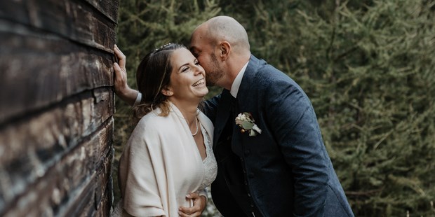 Hochzeitsfotos - Copyright und Rechte: Bilder auf Social Media erlaubt - Tiroler Oberland - Victoria Hörtnagl