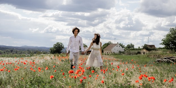Hochzeitsfotos - Fotobox mit Zubehör - Wels (Wels) - Tina Vega-Wilson