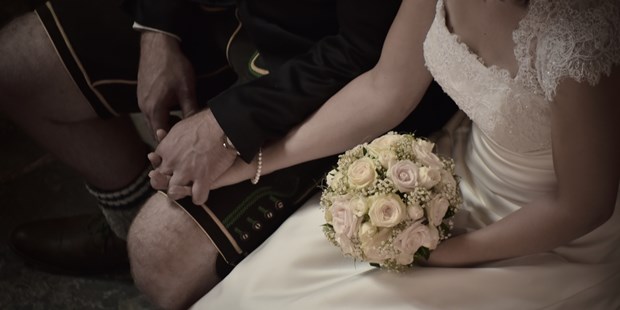 Hochzeitsfotos - Copyright und Rechte: keine Vervielfältigung erlaubt - Thalheim bei Wels - tisajn-Foto  tina brunner
