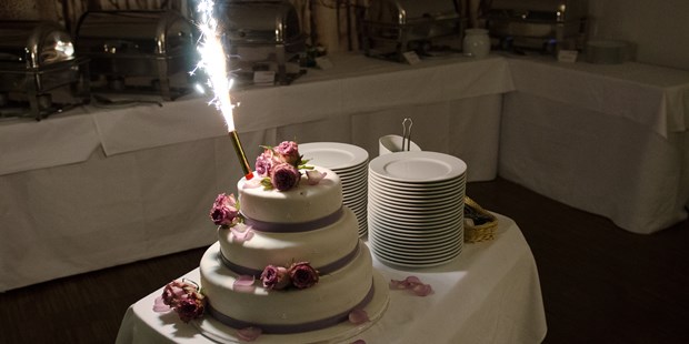 Hochzeitsfotos - Copyright und Rechte: Bilder auf Social Media erlaubt - Niederösterreich - Patrick Kaltseis