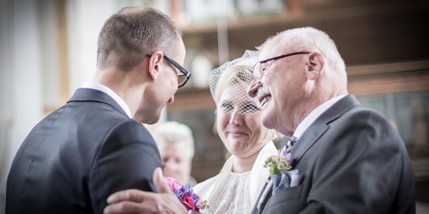 Hochzeitsfotos - Copyright und Rechte: Bilder dürfen bearbeitet werden - Herrenberg - Echte Emotionen  - sho fotografie