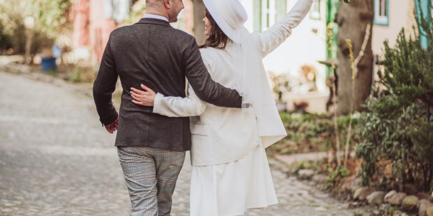 Hochzeitsfotos - Copyright und Rechte: Bilder auf Social Media erlaubt - Ostseeküste - Friederike Tesch Fotografie