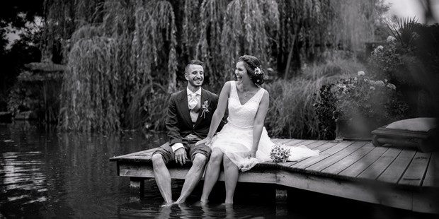 Hochzeitsfotos - Fotobox mit Zubehör - Karoline Grill Photography