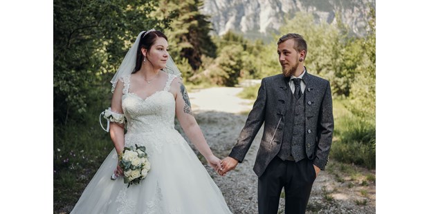 Hochzeitsfotos - Copyright und Rechte: Bilder auf Social Media erlaubt - Kitzbühel - Monika Toff - Monigraphics fine art