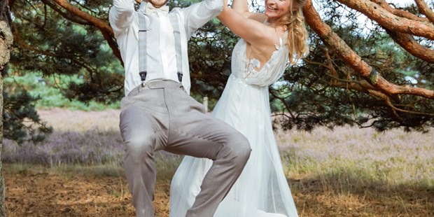 Hochzeitsfotos - Art des Shootings: Fotostory - Groß Plasten - Love is in the air - Wedding
