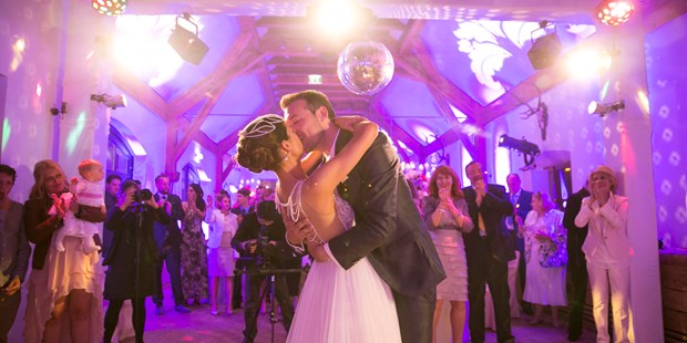 Hochzeitsfotos - Copyright und Rechte: Bilder auf Social Media erlaubt - Wien - die Elfe - fine art wedding photography
