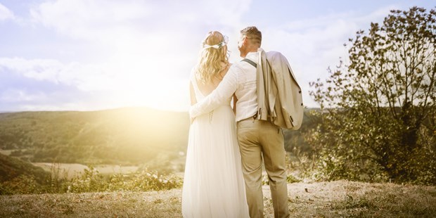 Hochzeitsfotos - Copyright und Rechte: Bilder auf Social Media erlaubt - Eifel - Hochzeitsfotografie Larberg