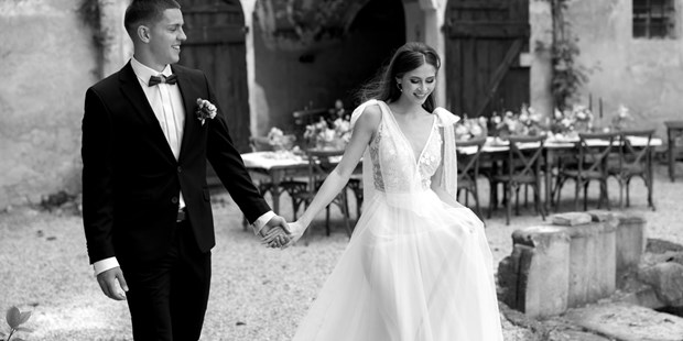 Hochzeitsfotos - Art des Shootings: 360-Grad-Fotografie - Pressbaum - Hochzeit im Schloss Haggenberg Niederösterreich - Sandy Alonso Photography