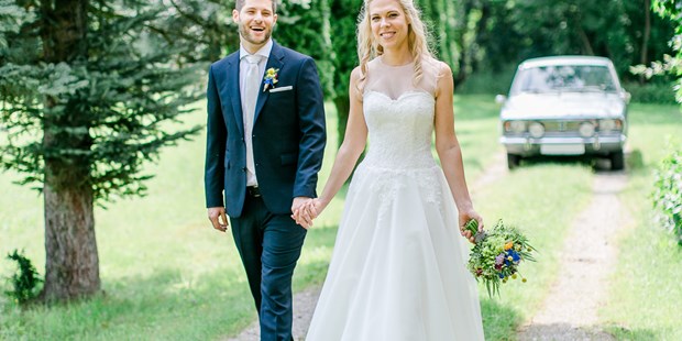 Hochzeitsfotos - Copyright und Rechte: Bilder auf Social Media erlaubt - Timelkam - Andrea Staska Photography