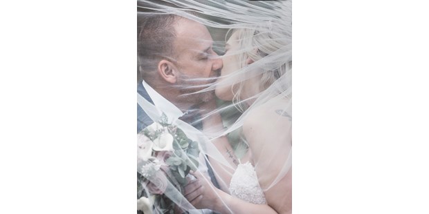 Hochzeitsfotos - Art des Shootings: Hochzeits Shooting - Essen - Stefanie und Armin Fiegler