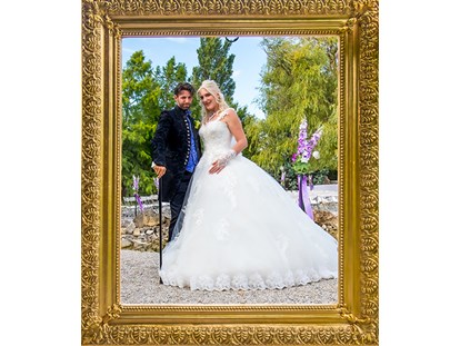 Hochzeitsfotos - Fotobox mit Zubehör - Biberbach (Biberbach) - Wedding Paradise e.U. Professional Wedding Photographer