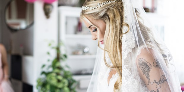 Hochzeitsfotos - Berufsfotograf - Schwäbische Alb - Magic Moments - Photo & Videographie