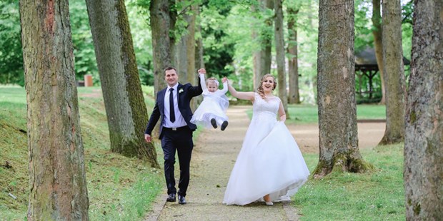 Hochzeitsfotos - Art des Shootings: Portrait Hochzeitsshooting - Hessen Nord - Hochzeitsfotograf Christian Colista