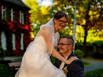 Hochzeitsfotos - Copyright und Rechte: Bilder auf Social Media erlaubt - Deutschfeistritz - L.Wenzlawski_Photography