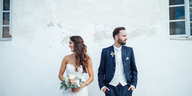 Hochzeitsfotos - Copyright und Rechte: Bilder auf Social Media erlaubt - Oberndorf bei Salzburg - Hochzeit von Mathias & Sara - Katrin Solwold