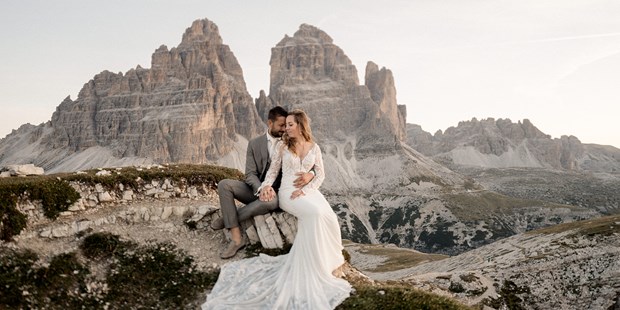 Hochzeitsfotos - Copyright und Rechte: Bilder auf Social Media erlaubt - Pyhrn Eisenwurzen - Hochzeit in den Dolomiten - Elopement - Michael Keplinger