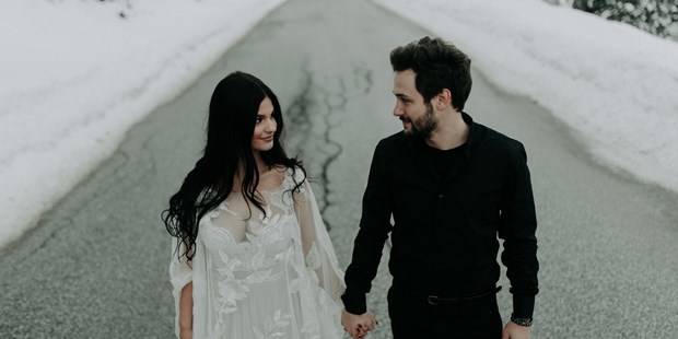 Hochzeitsfotos - Copyright und Rechte: Bilder kommerziell nutzbar - Bludenz - Liebe im Schnee - Forma Photography - Manuela und Martin